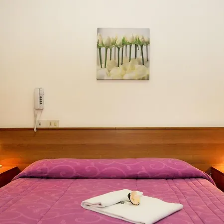 Venezia 3* Каорле