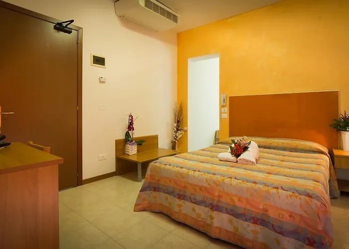 Venezia 3* Καόρλε