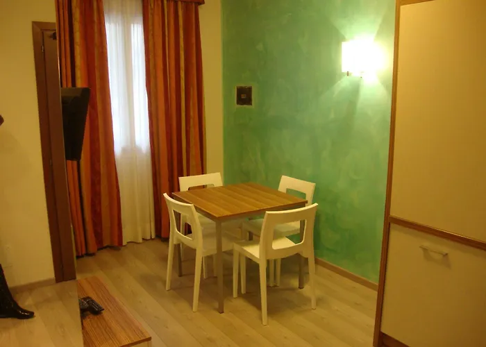 Ξενοδοχείο Venezia Καόρλε