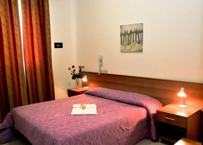 Otel Venezia 3*