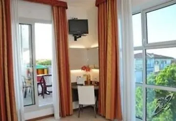 Venezia Otel 3*