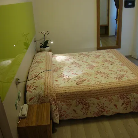 Venezia 3* 카오를레